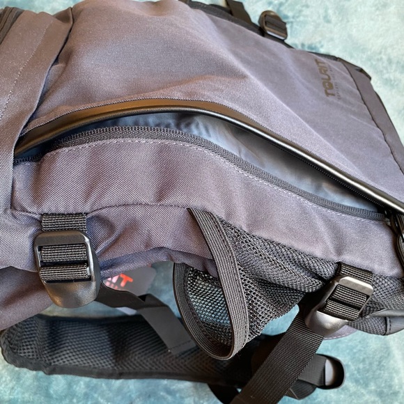 Tourit 32 Cans Cooler Backpack Leakproof Large Capacity Insulated Backpack - Picture 9 of 12